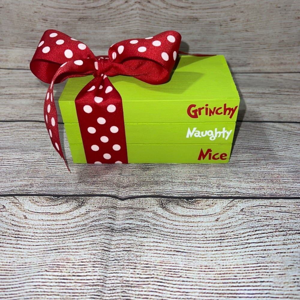 🎄 Grinch Inspired Christmas Bundle - Picture 3 of 6